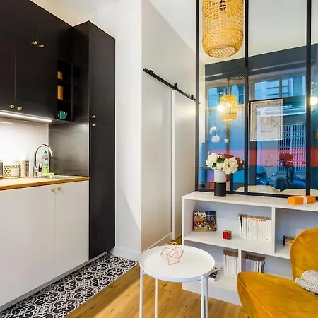 Cosy - Arc De Triomphe *