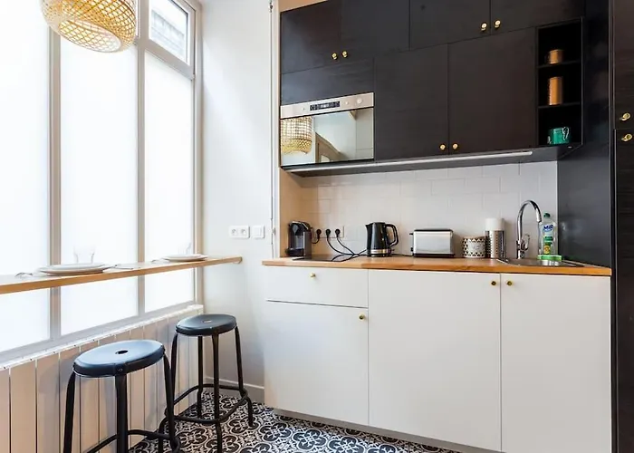 Cosy - Arc De Triomphe Apartman *
